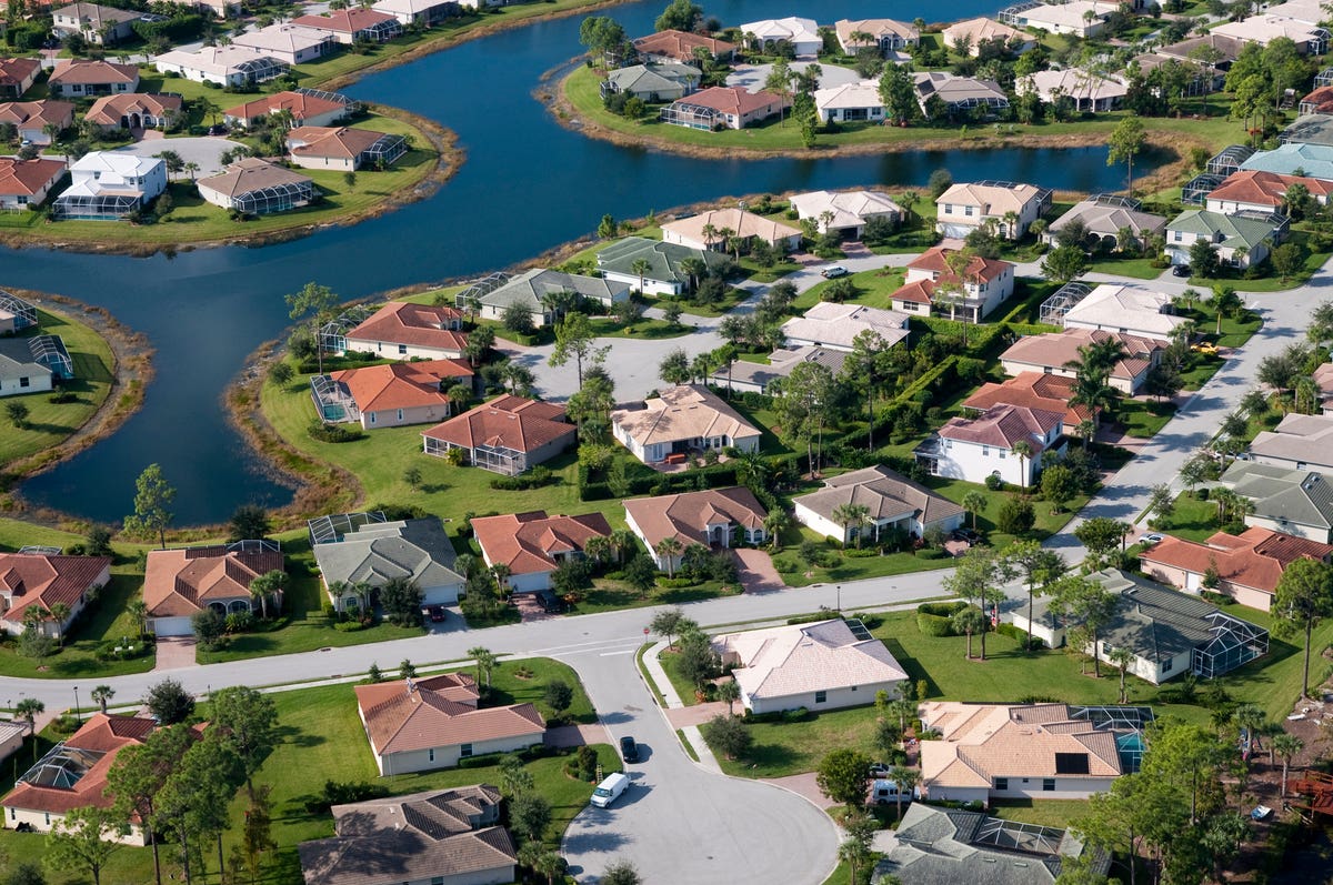 Aerial view of a Florida neighborhood