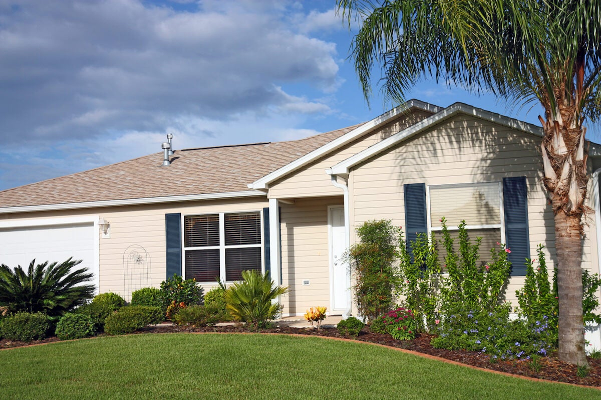 Ranch home with aluminum siding